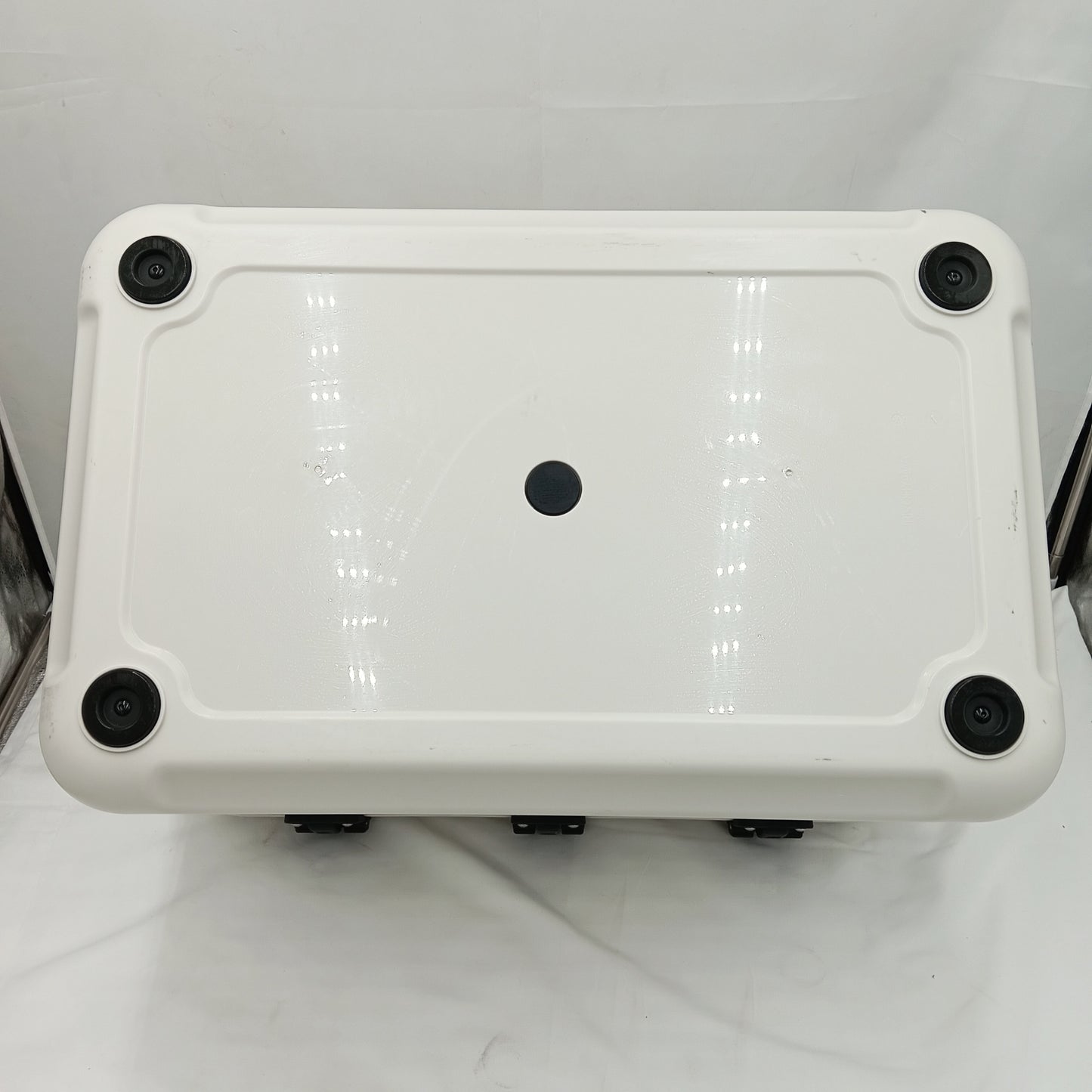 ◆HUGEL(ヒューゲル)  真空断熱クーラーボックス 40L  VITC-40  約13.3日保冷(ホワイトアッシュ)