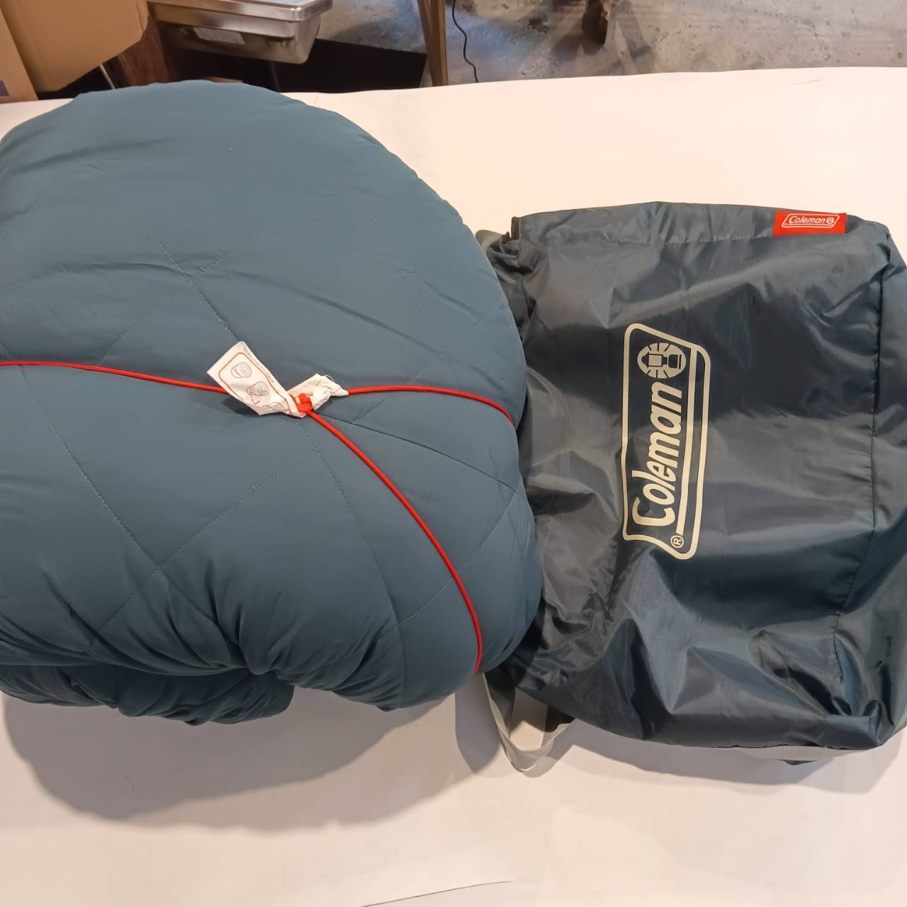Coleman(コールマン) マルチレイヤースリーピングバッグ 封筒型(ネイビー)