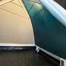 Load image to gallery viewer, SOUTHFIELD Southfield 3-4 Person Dome Tent SF9405CD
